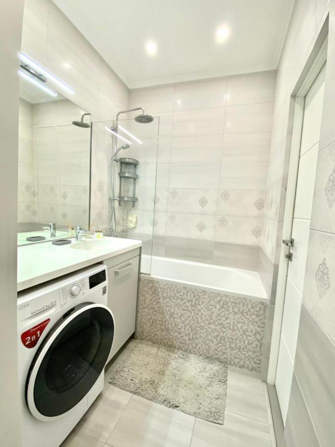 Vip Apartment In Odessa Dış mekan fotoğraf